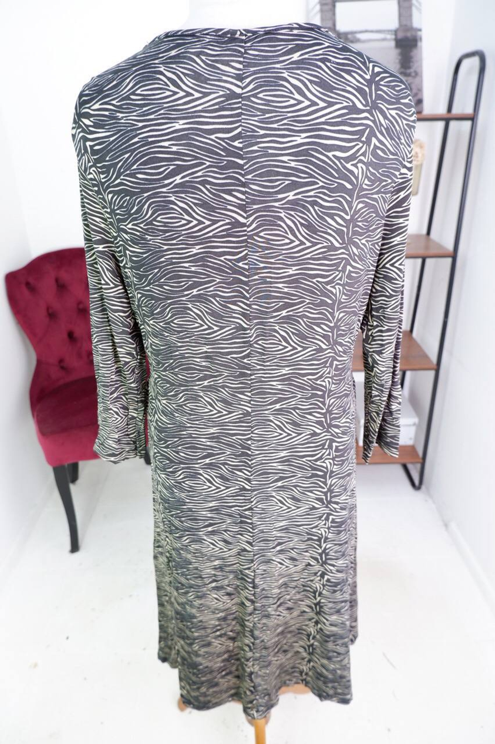 Платье Apanage стильное, маркировка 50, визуально на 56 размер