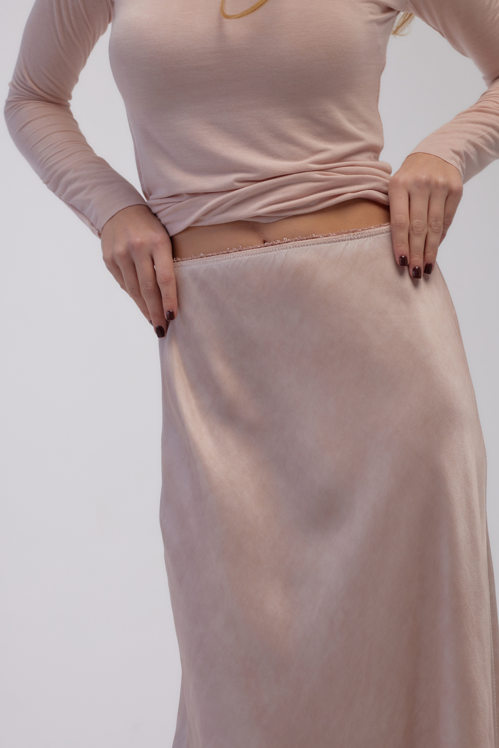 Юбка с кружевом