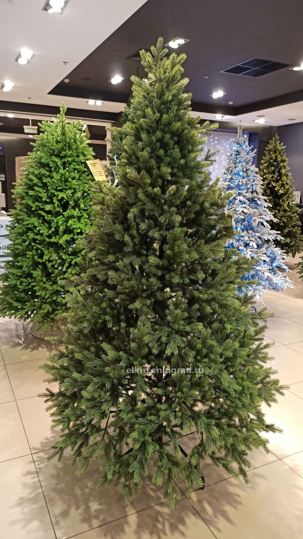 Ель искусственная «Брено» (Литая) 210 см / 2.1 м