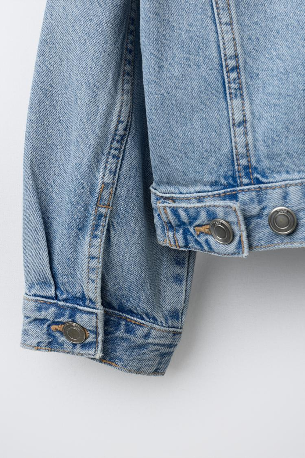 ZARA ДЖИНСОВАЯ КУРТКА С КАРМАНАМИ, СИНИЙ