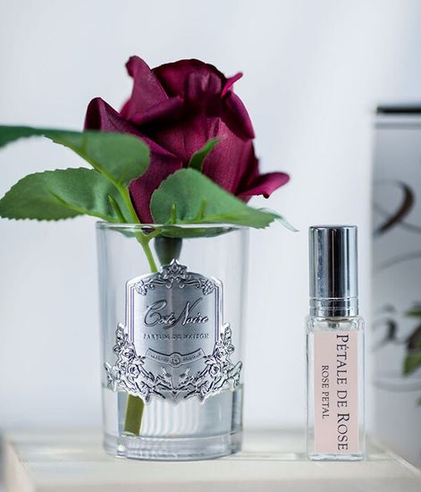 Ароматизированная красная роза в прозрачной вазе, Cote Noire