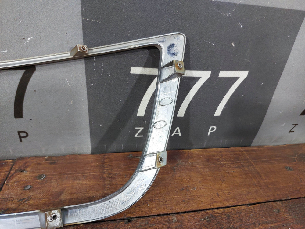 Накладка окантовки ПТФ левой Hyundai ix35 (LM) 10-15 Б/У Оригинал 865812Y000