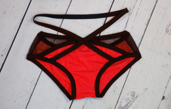 Шорты Roxy, Красный