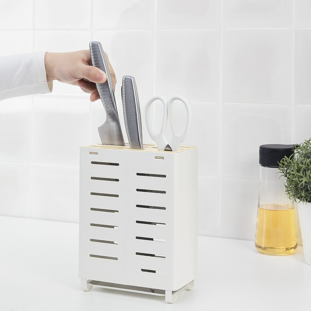 IKEA AVSTEG  (ИКЕА АВСТЕГ)  -  Держатель для ножей, бамбук/белый, 23 см