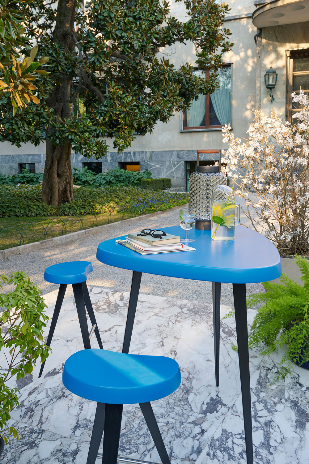 Стол Cassina MEXIQUE OUTDOOR TABLE