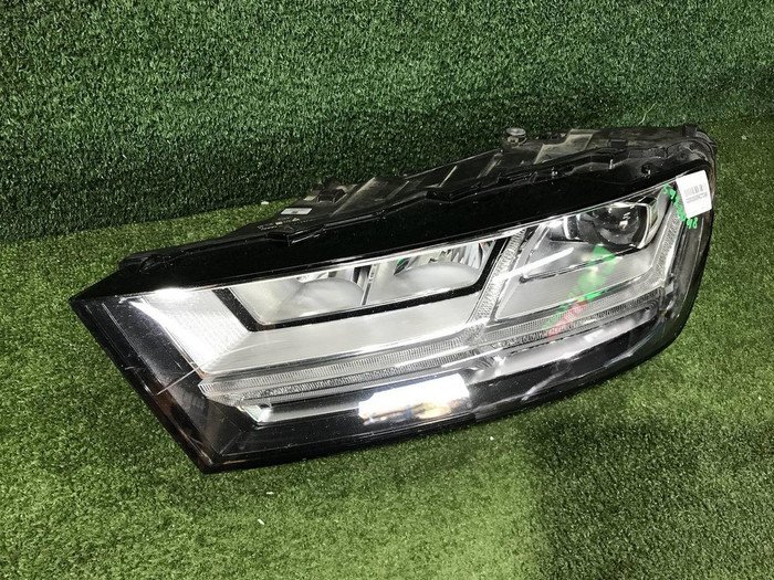 Фара левая Audi Q7 2 (2015-2019) LED