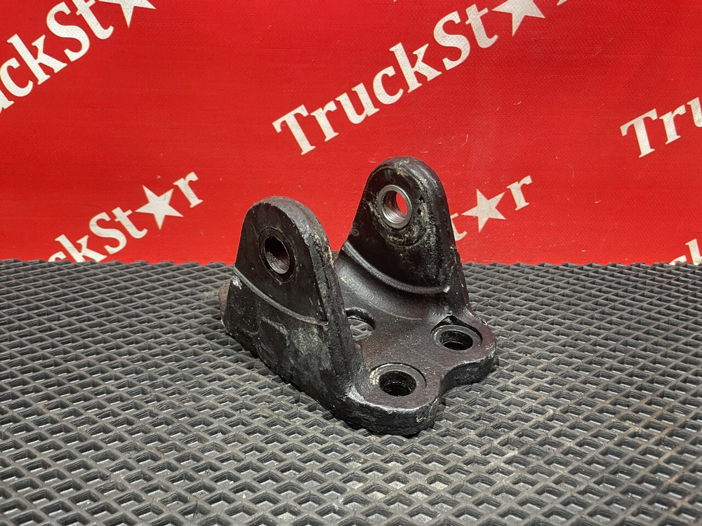 Кронштейн рессоры передней 2023г