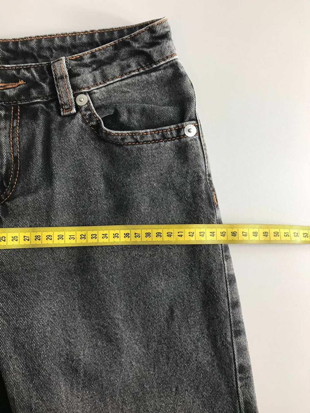 Джинсы H&M для модного образа, маркировка 32, визуально 38 размер