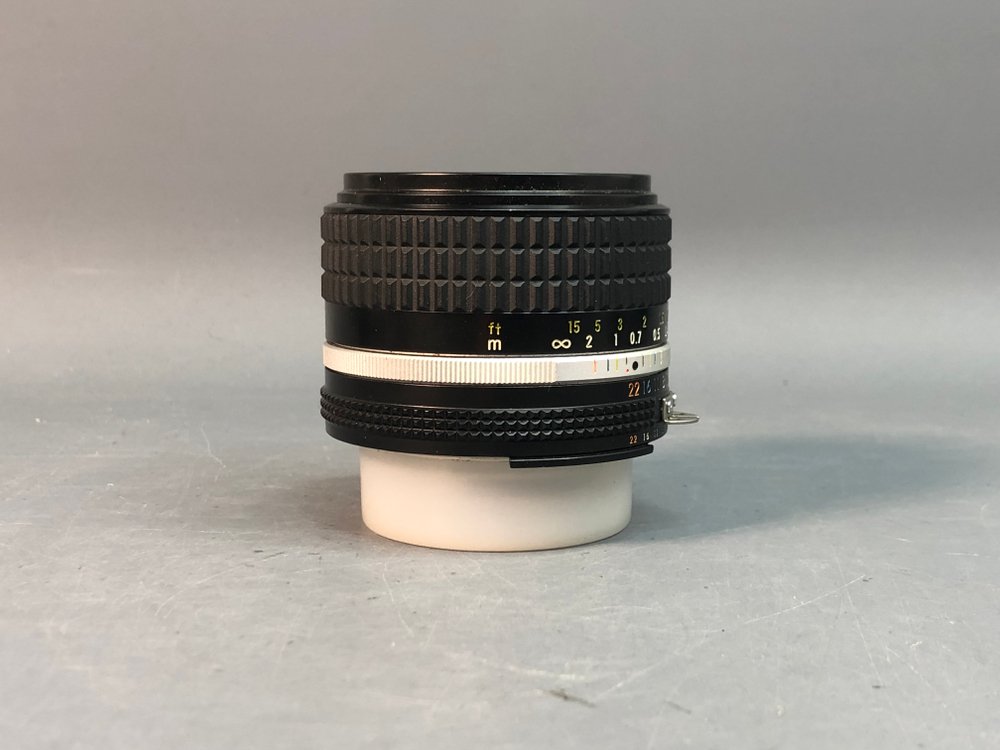 Nikon 28mm f/2.8 Nikkor