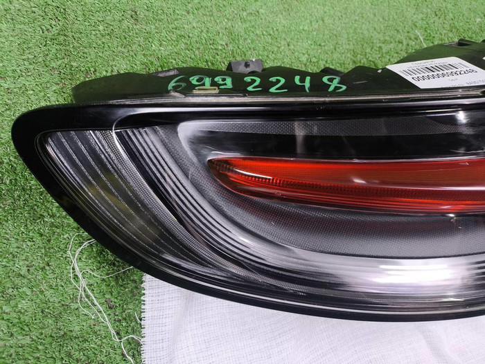 Фонарь левый внешний Porsche Macan 95b (2018-н.в.)