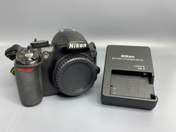 Nikon D3100 32.300 кадров