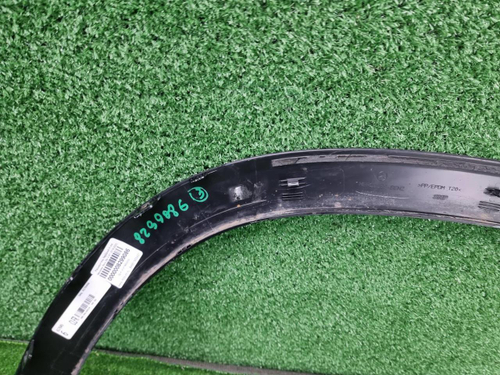 Расширитель передний RH Mercedes GLE V167 (18-нв)