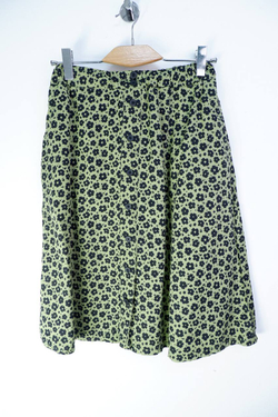 Юбка Reserved цвета испанской оливки, маркировка 38, визуально 44 размер