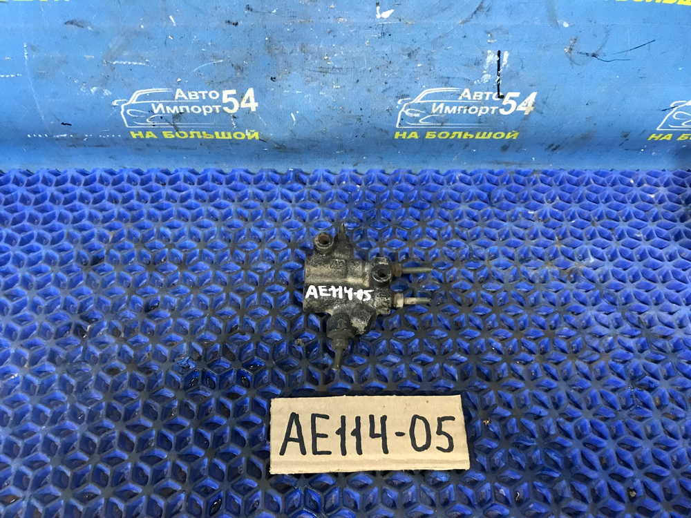 Распределитель тормозной TOYOTA SPRINTER 1999