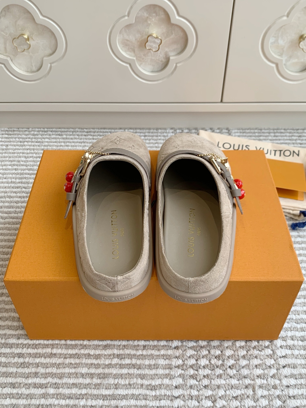 Louis Vuitton Flat Comfort Clog