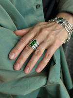 HMG MT Enamel Silver Кольцо mix арт.0999, широкое с прямоугольной зеленой эмалью