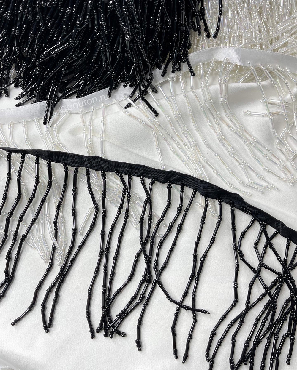 Бахрома из стекляруса и бисера белая прозрачная 10 см