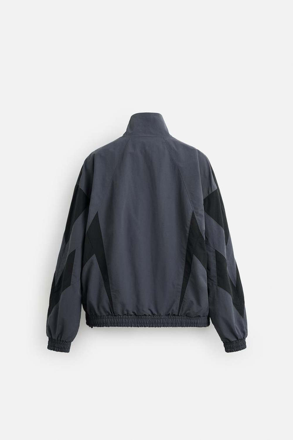 ZARA КУРТКА В СТИЛЕ КОЛОР-БЛОК ИЗ ВЫСОКОТЕХНОЛОГИЧНОЙ ТКАНИ, СИНИЙ/ЧЕРНЫЙ