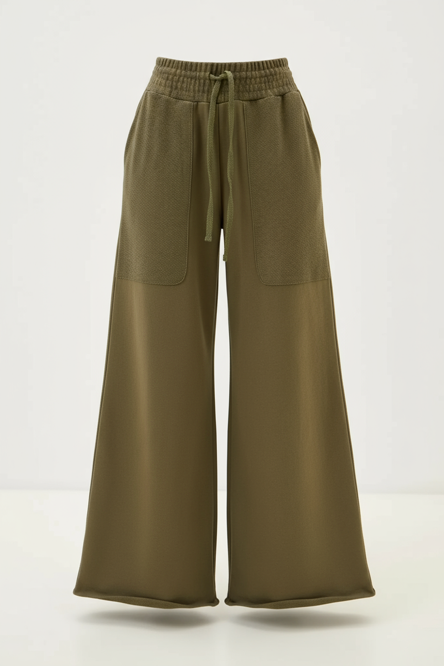 Широкие брюки с накладными карманами