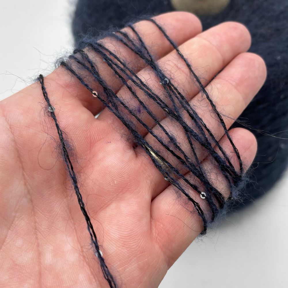 Пайетки Lagopolane 14% мохер 14% нейлон 55% полиамид 17% полиакрил