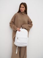 Рюкзак с отделением для ноутбука до 15,6" и USB-портом для зарядки (Стеганый белый)