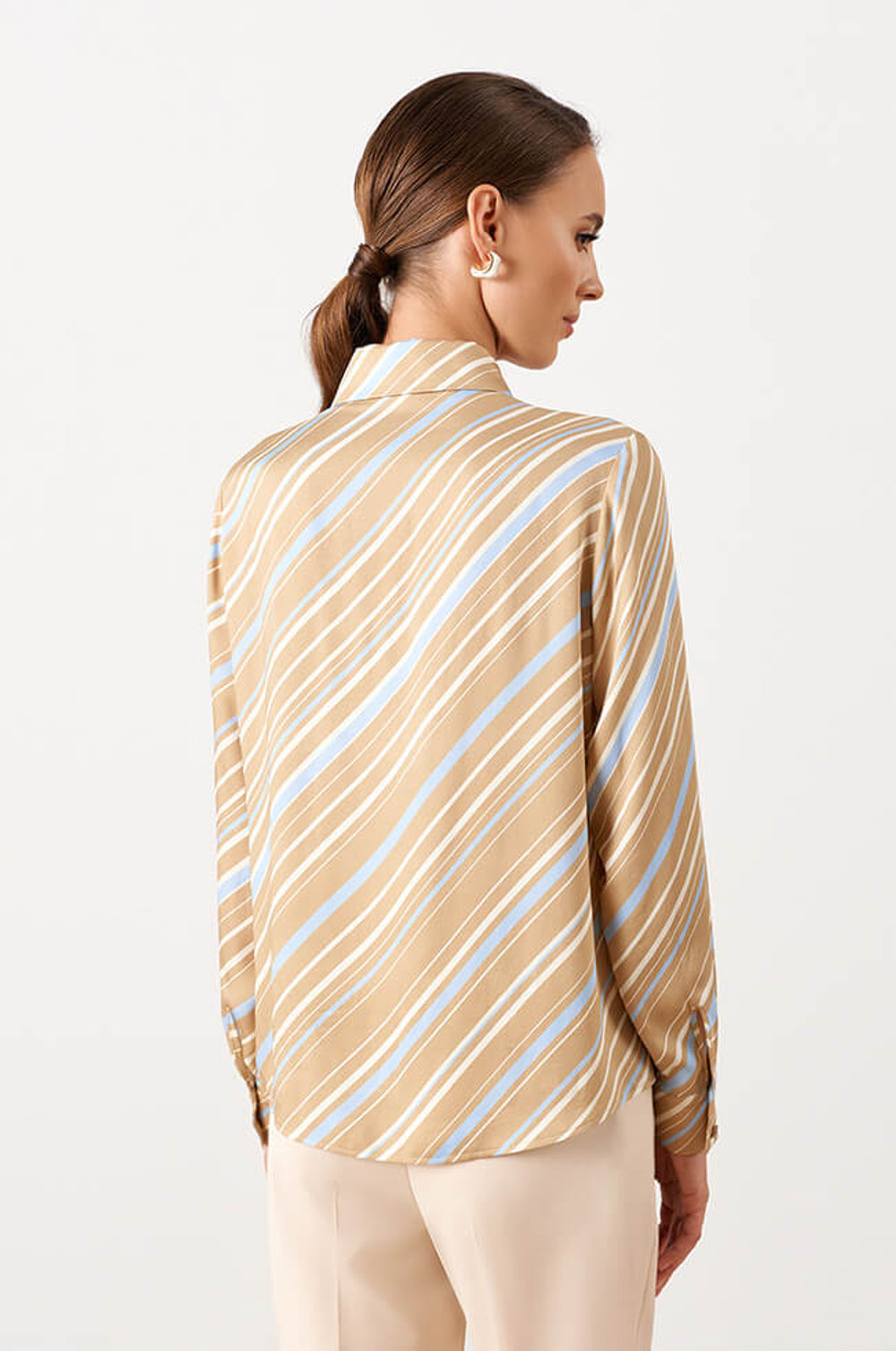 23033 Блузка женская (бежевый принт)