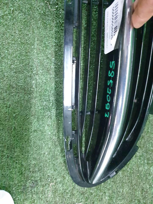 Решетка переднего бампера правая Mercedes S w222 (2013-2017)