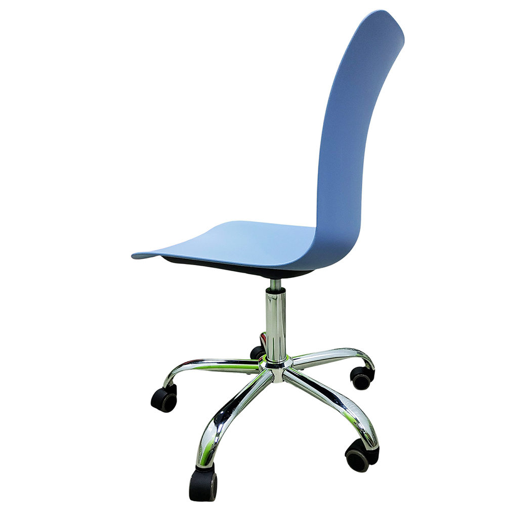 Пластиковое сиденье