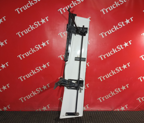 Спойлер кабины боковой правый