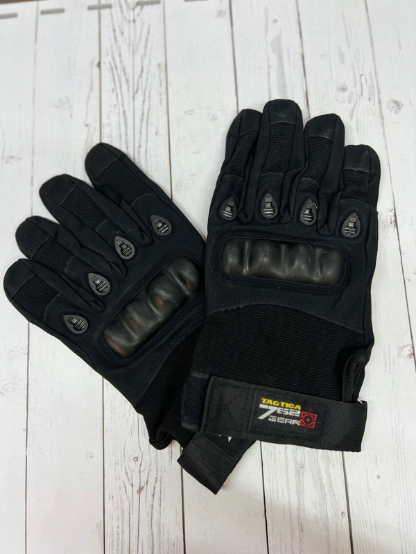 Тактические перчатки с пластиковыми вставками / черные