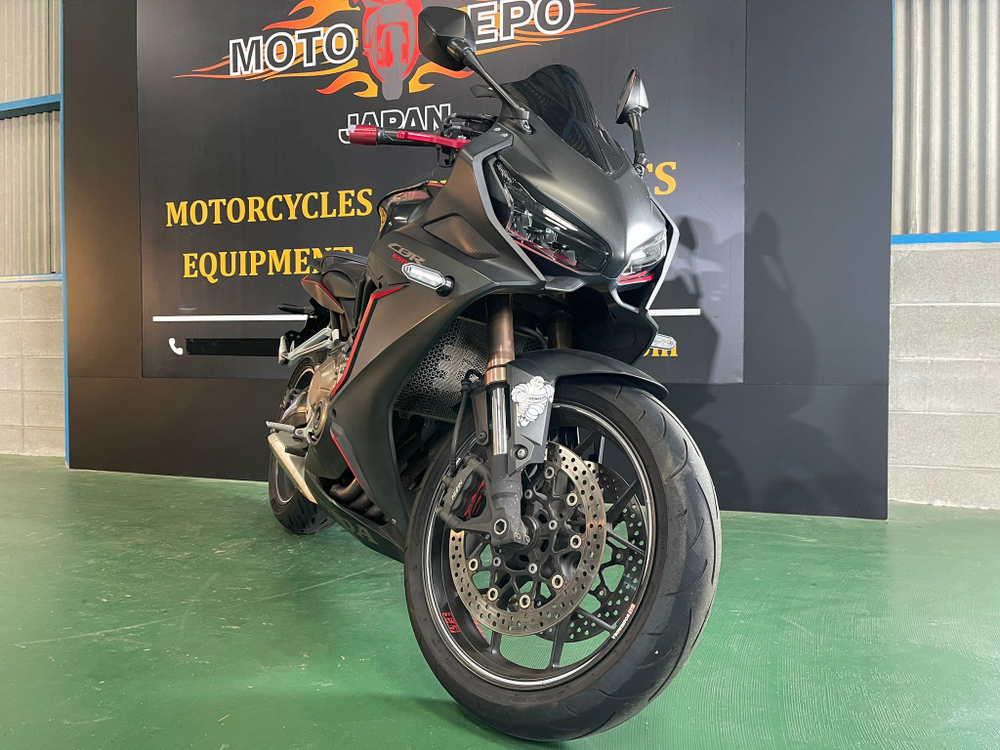 Honda CBR650R 043083