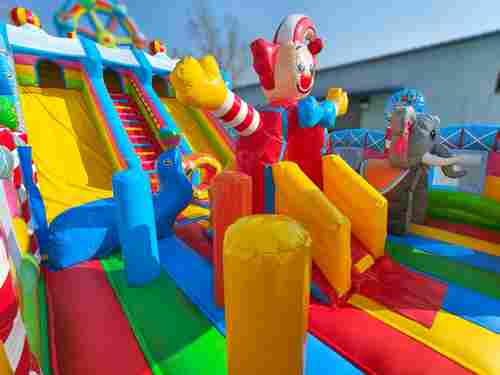 Коммерческий надувной батут два модуля «Парк развлечений 4» 12*6*7 м