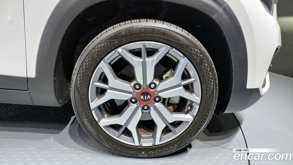 Kia Seltos Бензин 1.6 Turbo 2WD (04.2020)