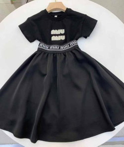 Юбка и футболка MIU MIU