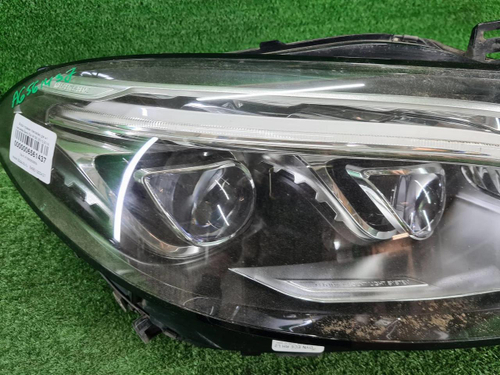 Фара правая Mercedes GLE W166 (2015-2018) LED