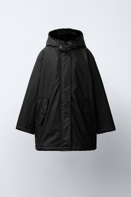 ZARA ПРОРЕЗИНЕННАЯ КУРТКА WATER REPELLENT С ЭФФЕКТОМ МЕХА, ЧЕРНЫЙ