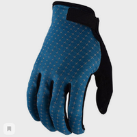 Перчатки с длинными пальцами