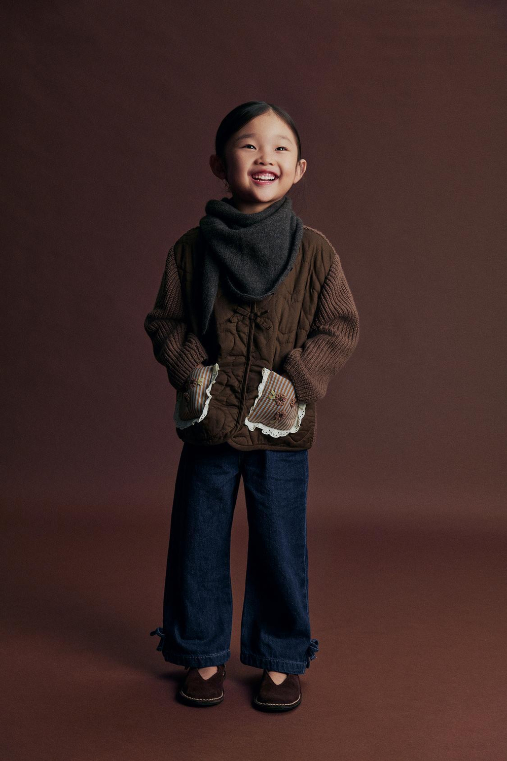 ZARA СТЕГАНАЯ КУРТКА С ТРИКОТАЖНОЙ ОТДЕЛКОЙ, ШОКОЛАДНЫЙ