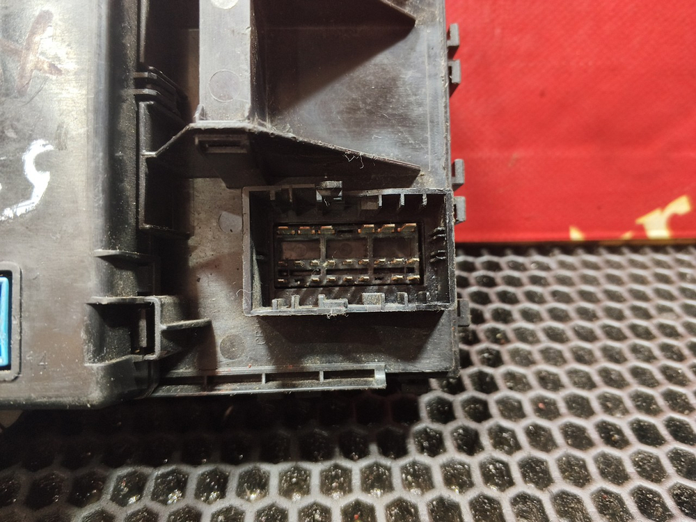 Блок предохранителей