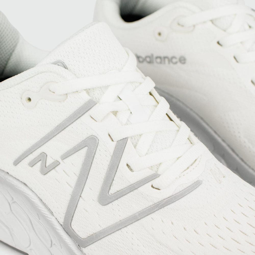 Кроссовки New Balance Fresh Foam x More V4 White Wmns