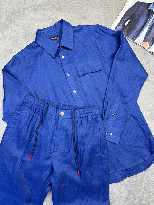 Льняной костюм Kiton