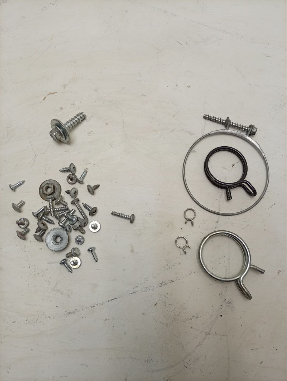 WMSD7105B кт17 Крепеж, хомуты для стиральной машины Hotpoint-Ariston б/у