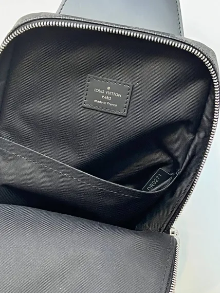 Сумка-слинг Louis Vuitton Avenue LV канва Damier Graphite