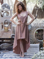 Платье Chintamani розовое льняное с открытой спиной