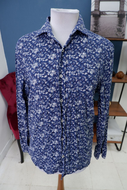 Рубашка Mango  с цветами 46 размер