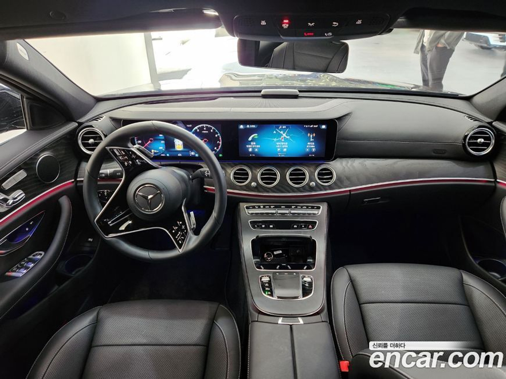 Mercedes-Benz E-Class W213 E250 AMG Line (10.2022)