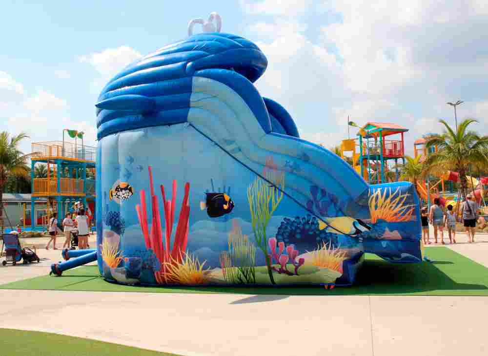 Горка для аквапарка к бассейну «Небесный Кит», 8,5×8,5×8 м