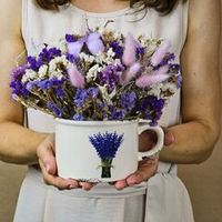 Букет из сухоцветов "Сиреневые мечты " в керамическом кашпо - кружке