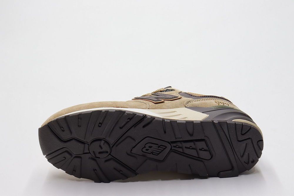 Кроссовки нат. замша (37-41)р. / шт. 424-9