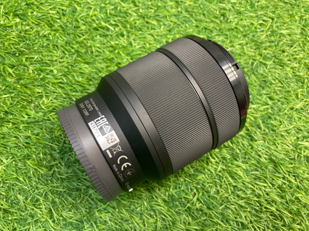 Sony 28-70mm 3.5-5.6 OSS